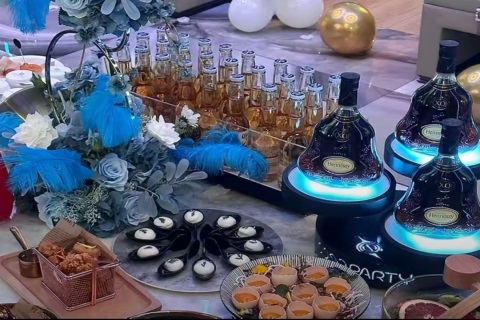 金华夜总会招聘,金华夜总会排名,二班翻房多,人少工作更轻松